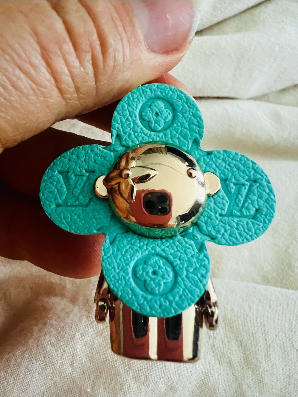 Fashion unbranded Luxury Teal Monogram Flower Keychain keybag